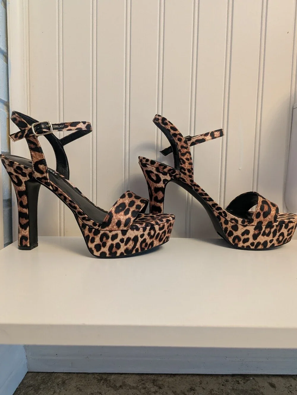 NIB Nine West Solas Platform Heel Sandals | Leopard Print| Size 6.5